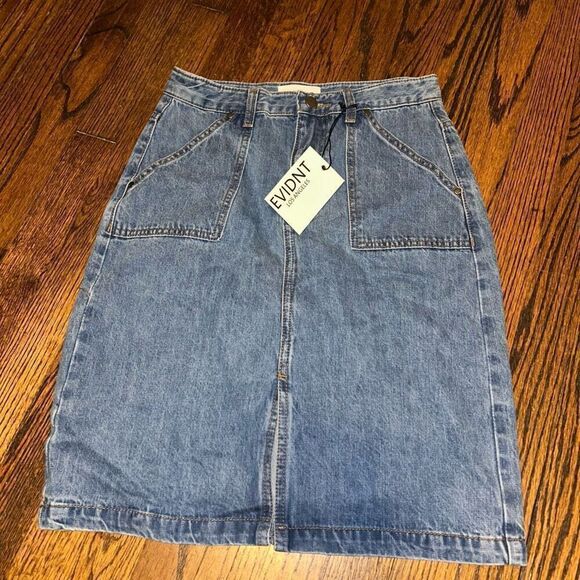 Evidnt Dresses & Skirts - New Evidnt skirt